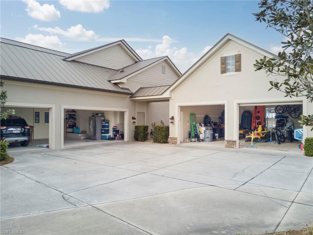 CALOOSA PRESERVE - Residential