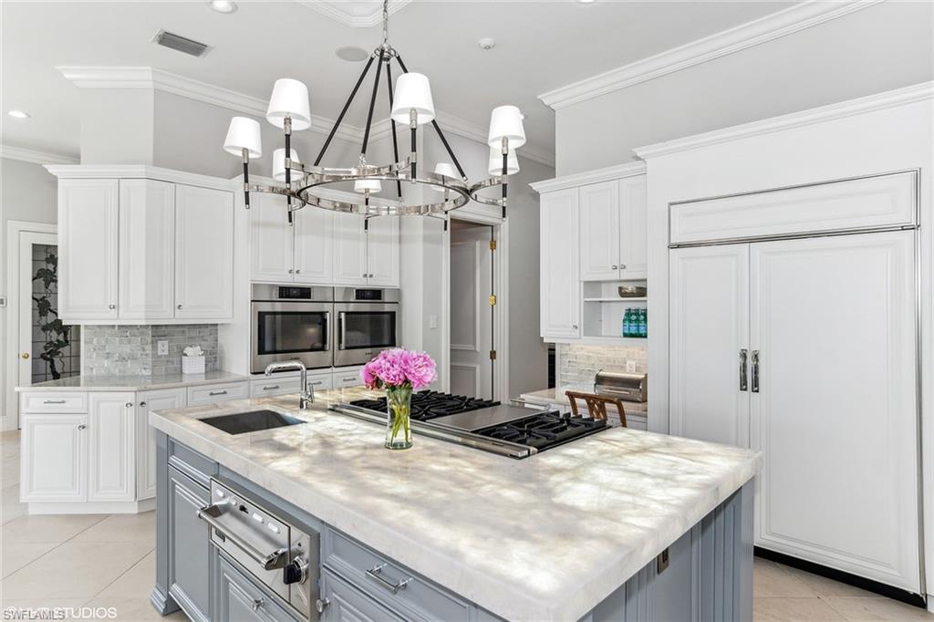 QUAIL WEST - Residential