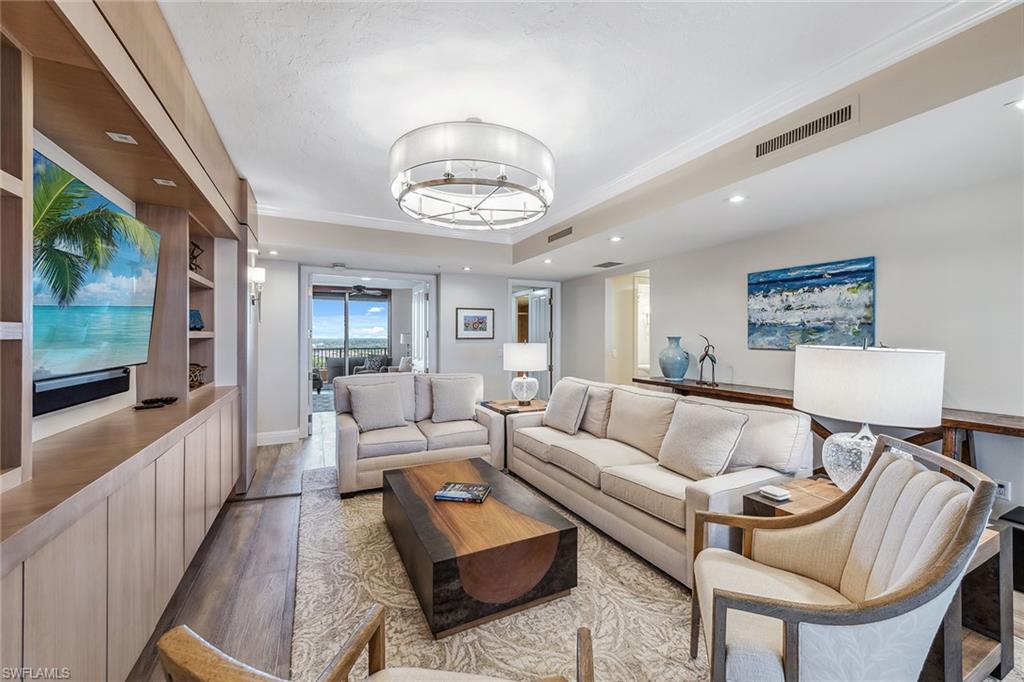TRIESTE AT BAY COLONY - Residential