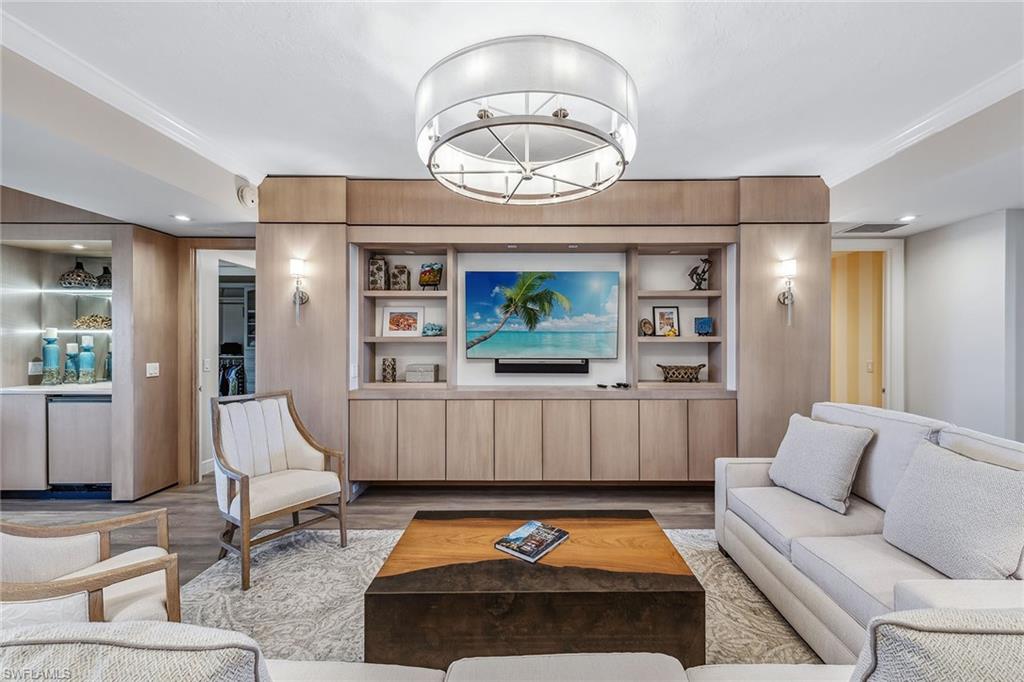 TRIESTE AT BAY COLONY - Residential