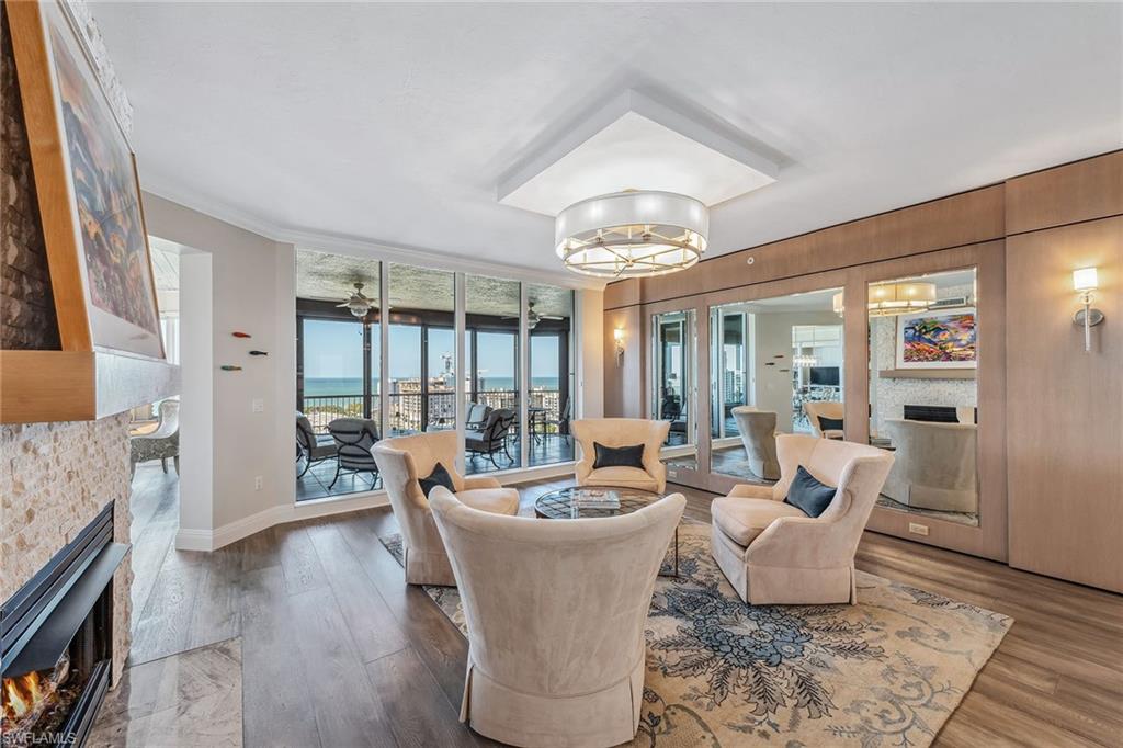 TRIESTE AT BAY COLONY - Residential