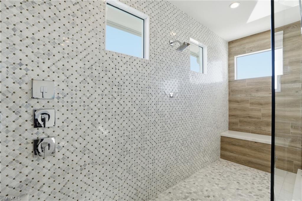 BONITA BEACH - Residential