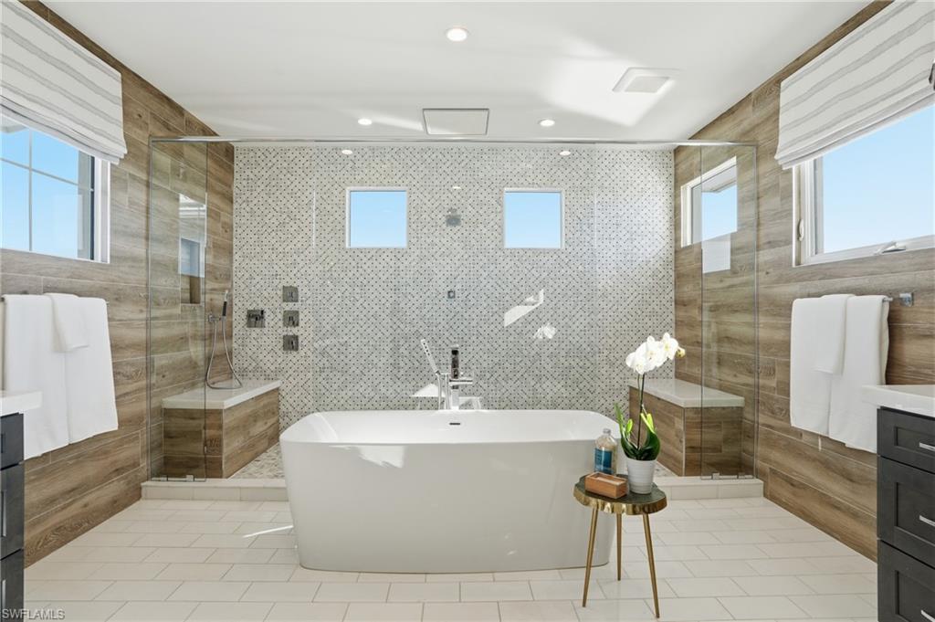 BONITA BEACH - Residential