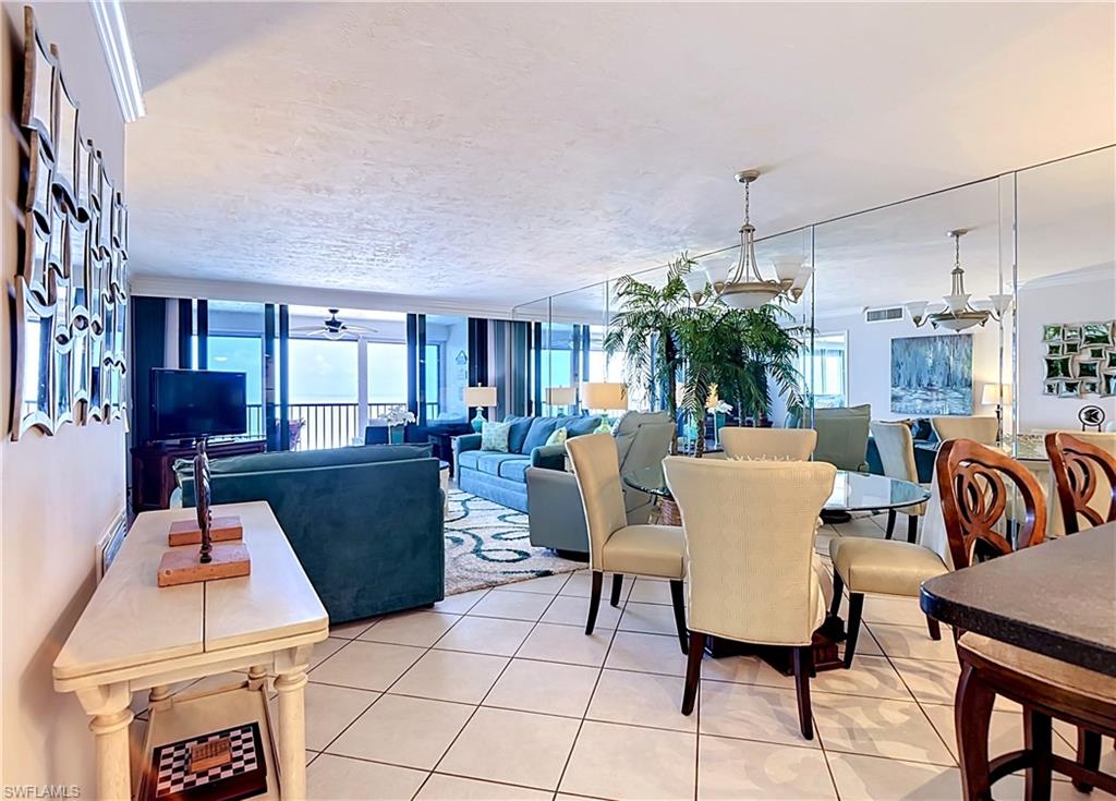 CAPER BEACH CLUB - Residential