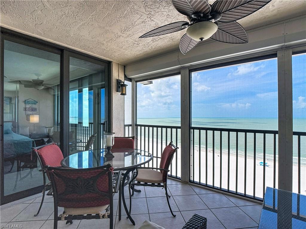 CAPER BEACH CLUB - Residential