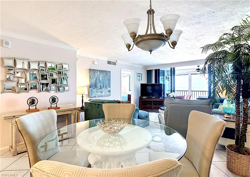 CAPER BEACH CLUB - Residential
