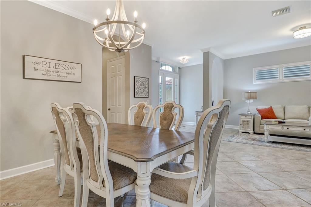CARLTON LAKES - Residential