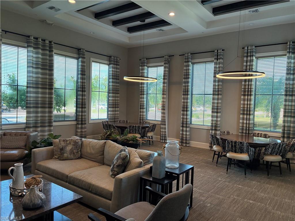 MAPLE RIDGE - Residential