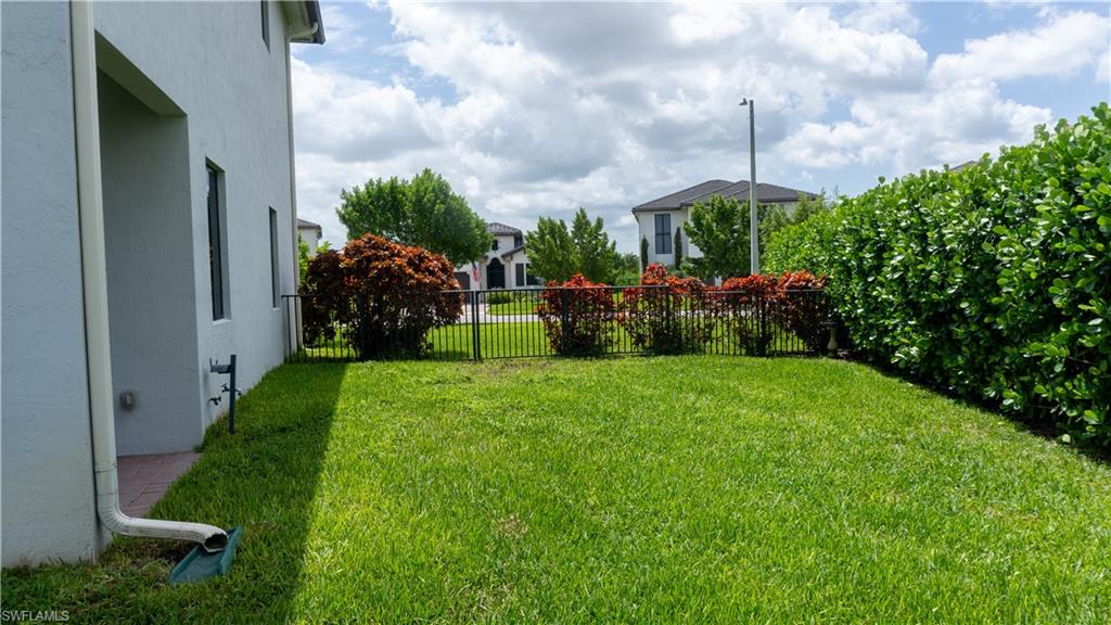MAPLE RIDGE - Residential