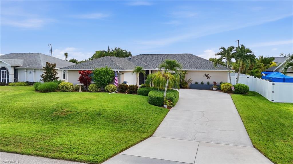 CAPE CORAL - Residential