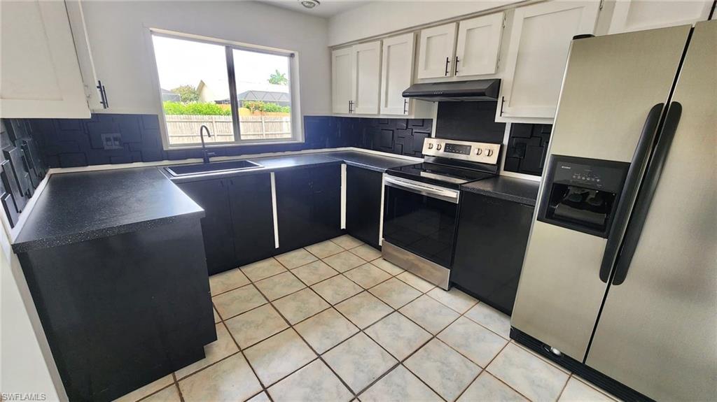 SAN CARLOS PARK - Residential Lease
