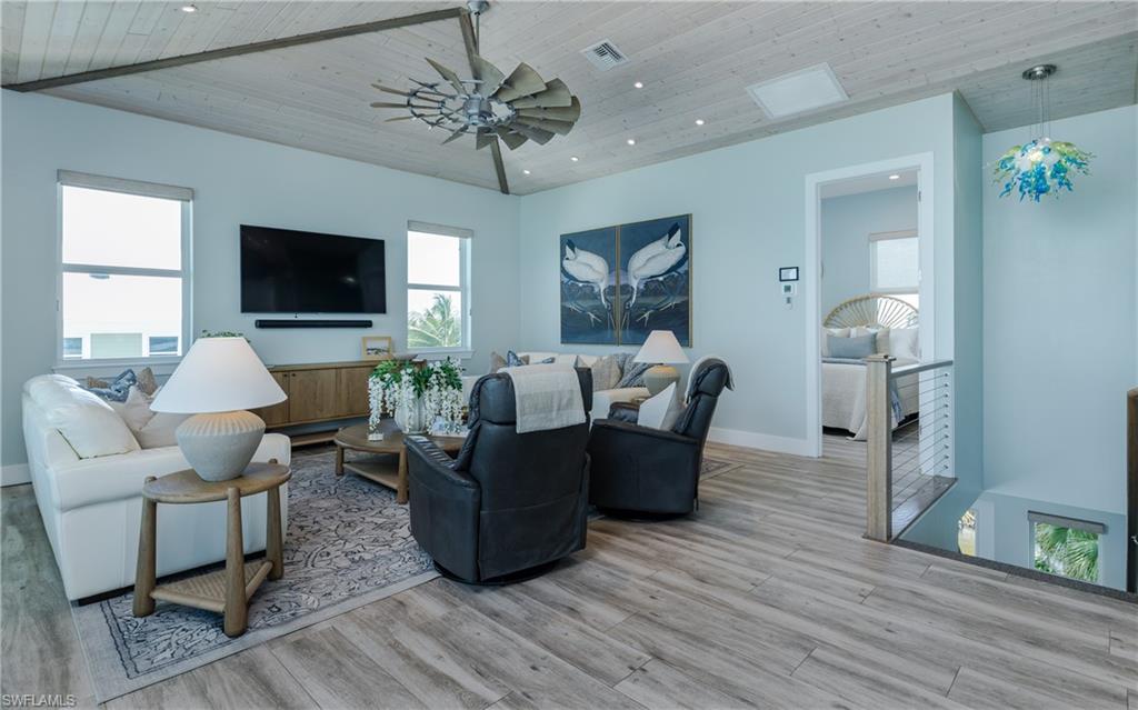 JOSE'S HIDEAWAY - Residential