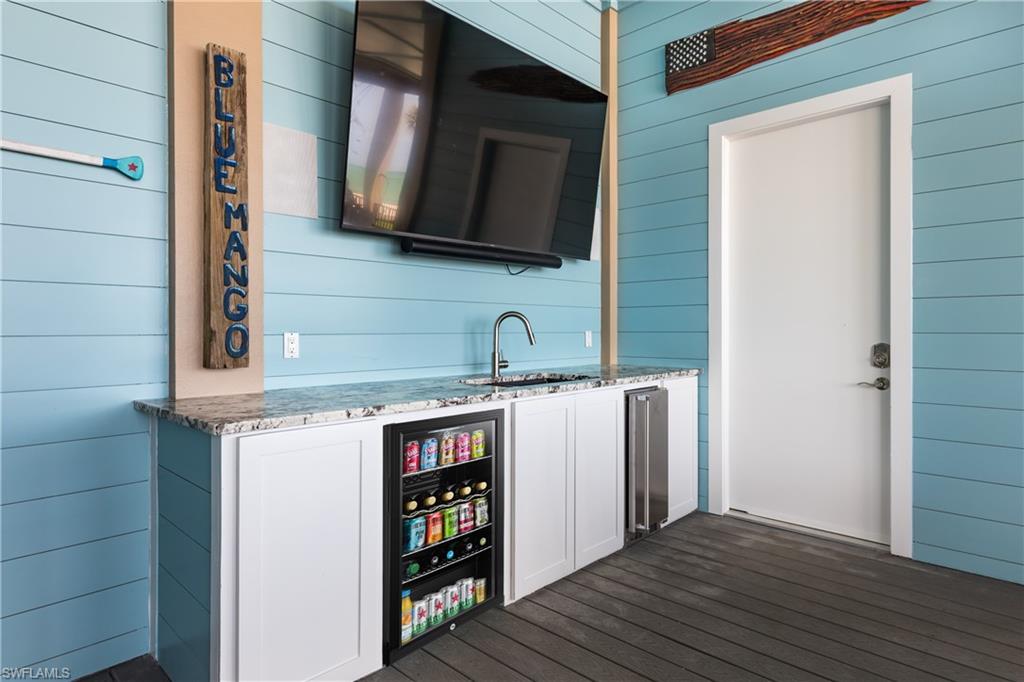 JOSE'S HIDEAWAY - Residential