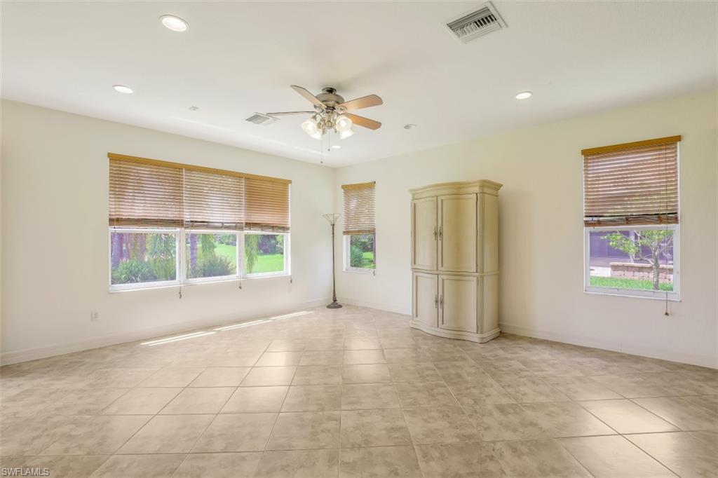 BOTANICA LAKES - Residential