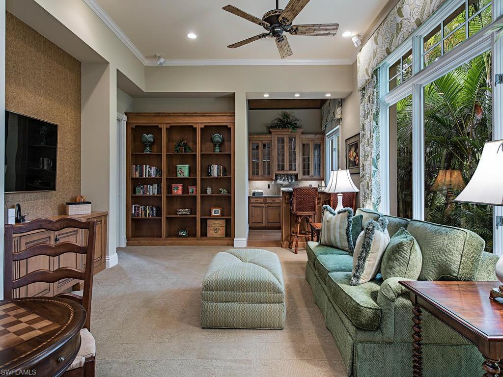 AQUALANE SHORES - Residential
