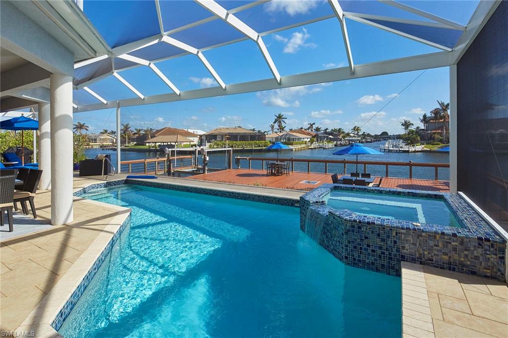 MARCO BEACH - Residential