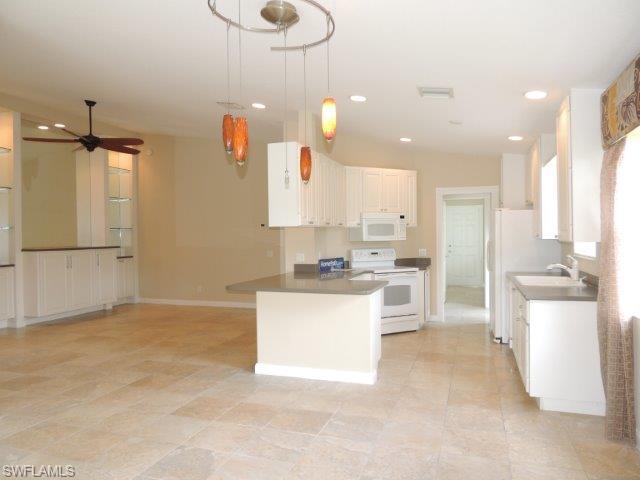 VILLAGE WALK OF BONITA SPRINGS - Residential