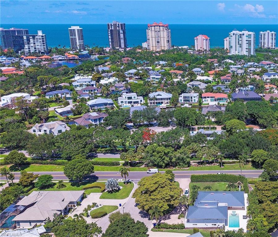 PARK SHORE - Residential