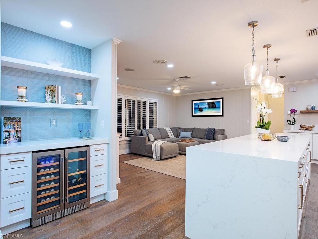 PARK SHORE - Residential
