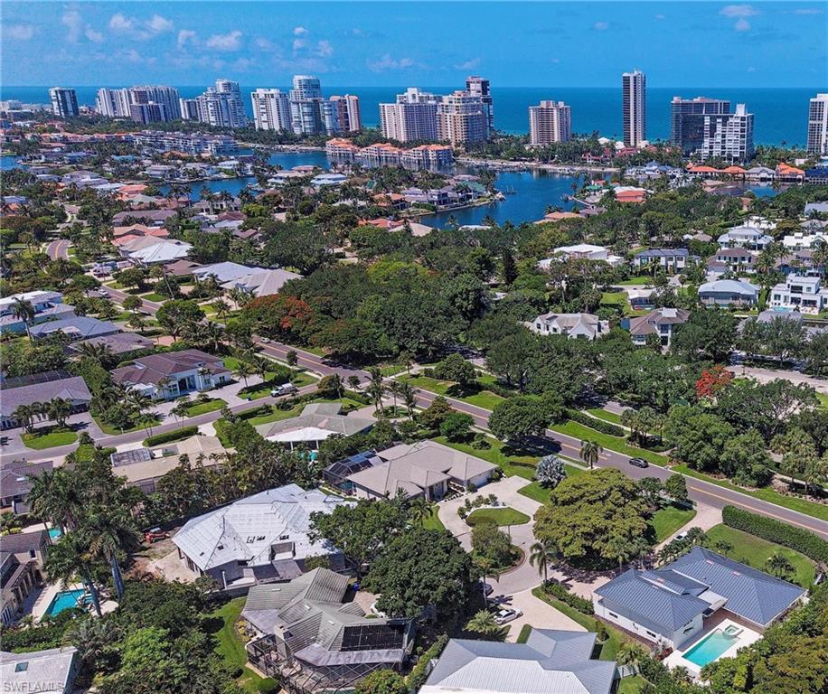PARK SHORE - Residential