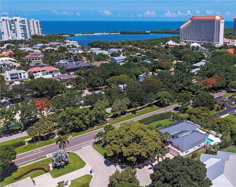 PARK SHORE - Residential