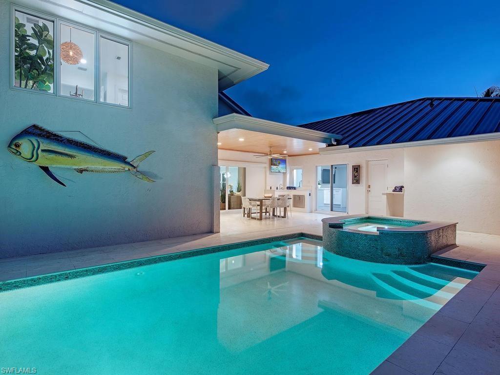 PARK SHORE - Residential
