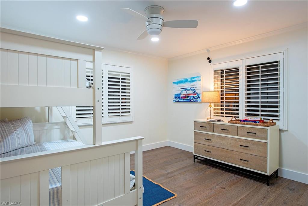 PARK SHORE - Residential