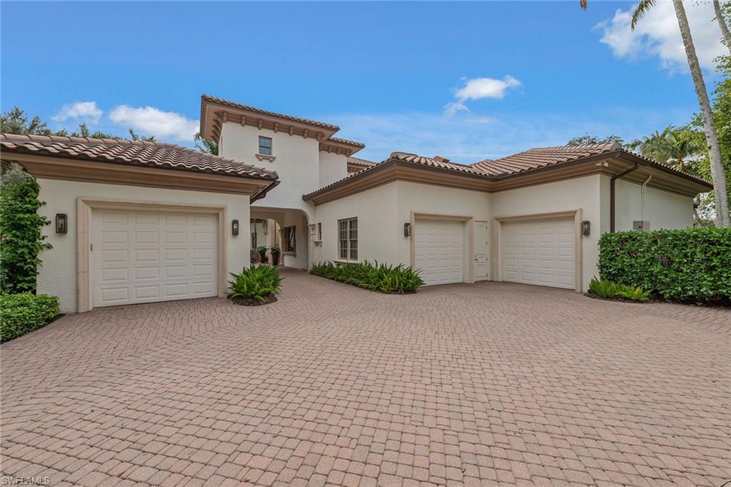 ESTATES AT BAY COLONY GOLF CLUB - Residential