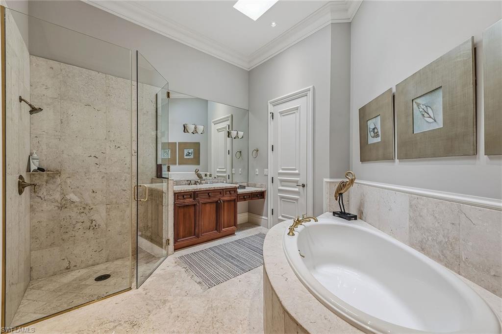 ESTATES AT BAY COLONY GOLF CLUB - Residential