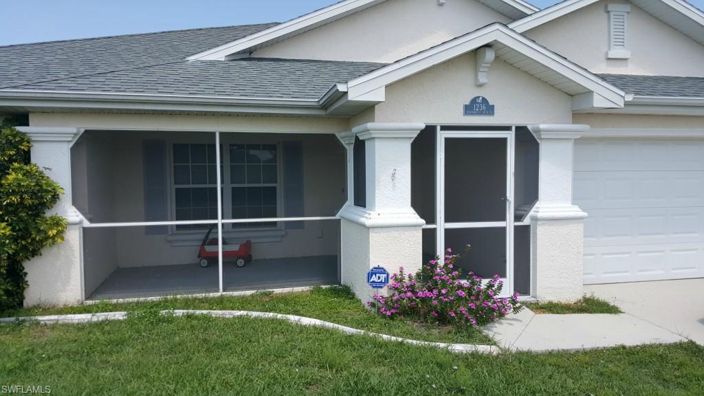 CAPE CORAL - Residential