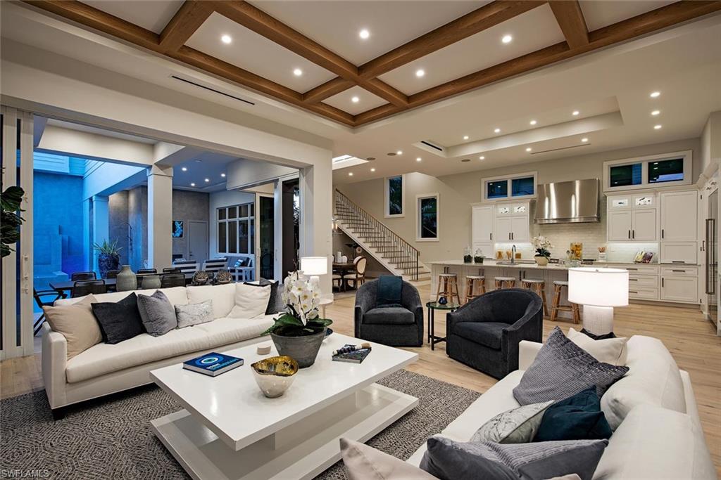 OLDE NAPLES - Residential