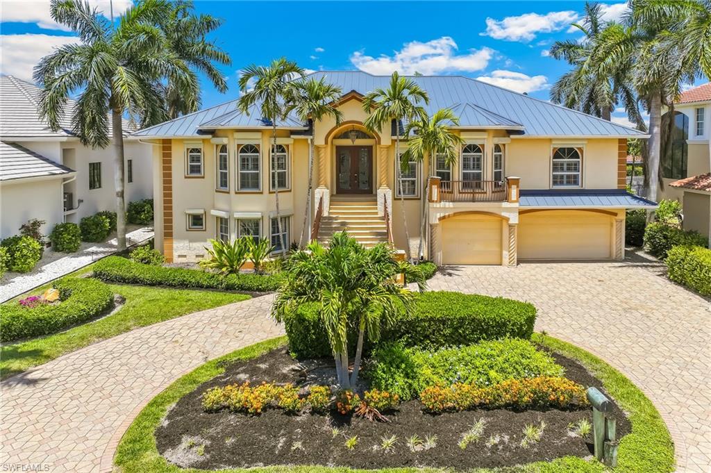 OLD PELICAN BAY - Residential