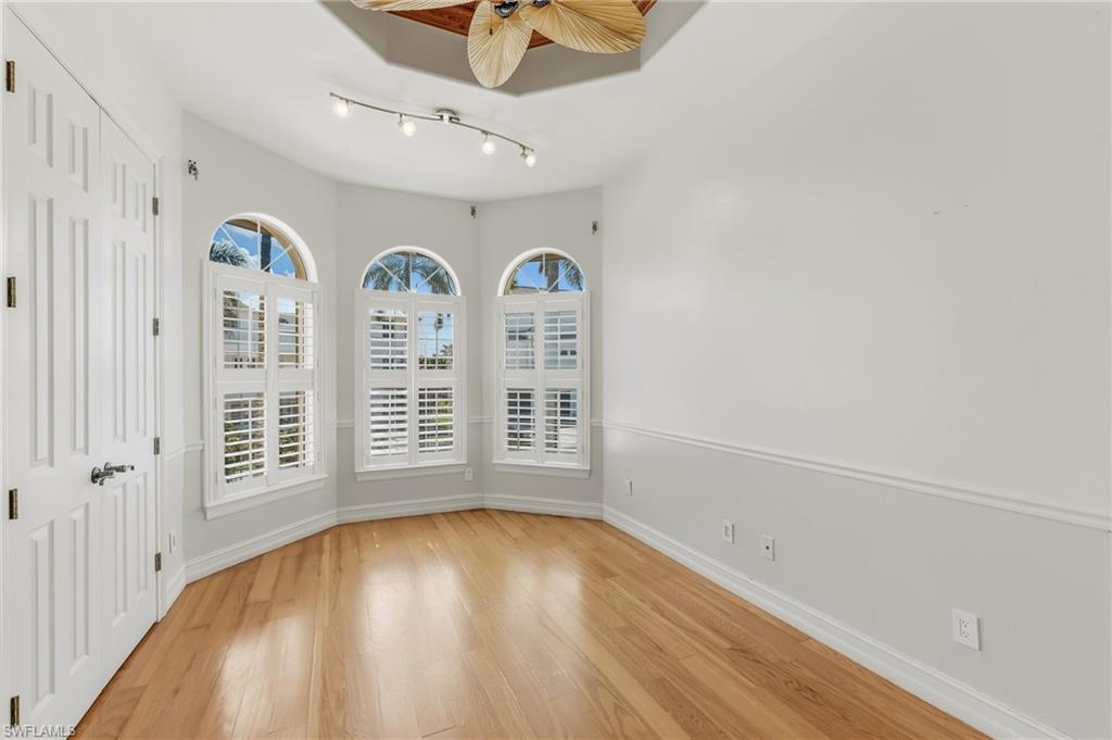 OLD PELICAN BAY - Residential