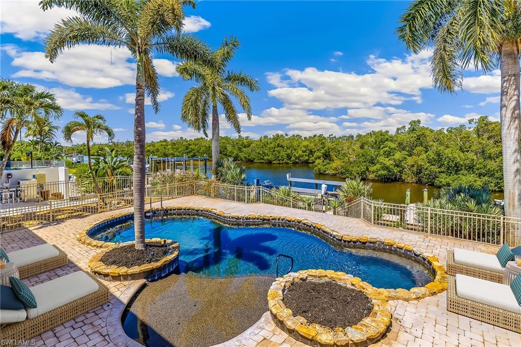 OLD PELICAN BAY - Residential