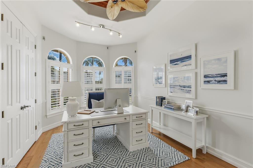 OLD PELICAN BAY - Residential