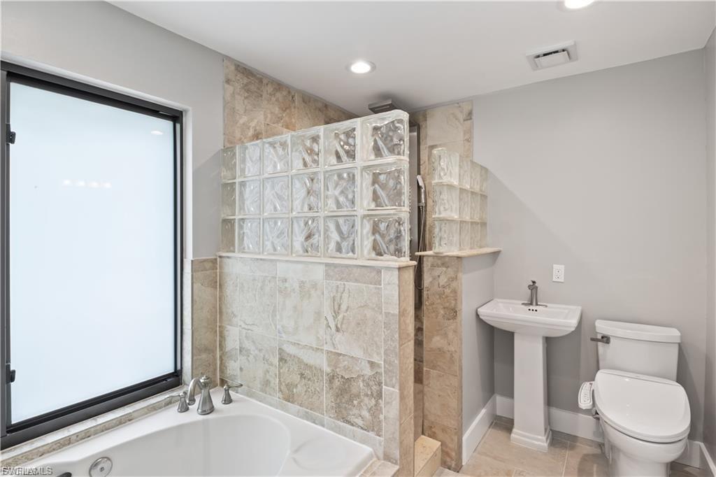 PINE ISLAND SHORES UNIT 9 - Residential