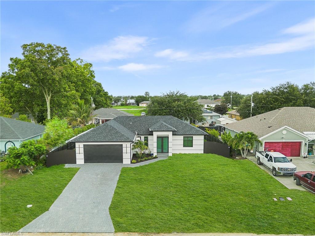 CAPE CORAL - Residential