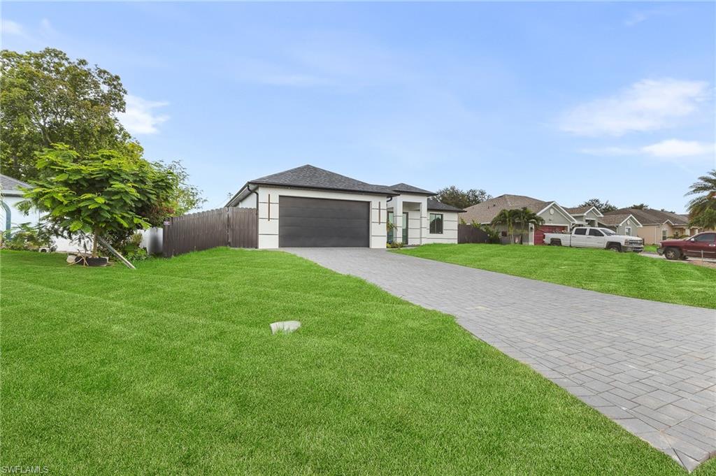 CAPE CORAL - Residential