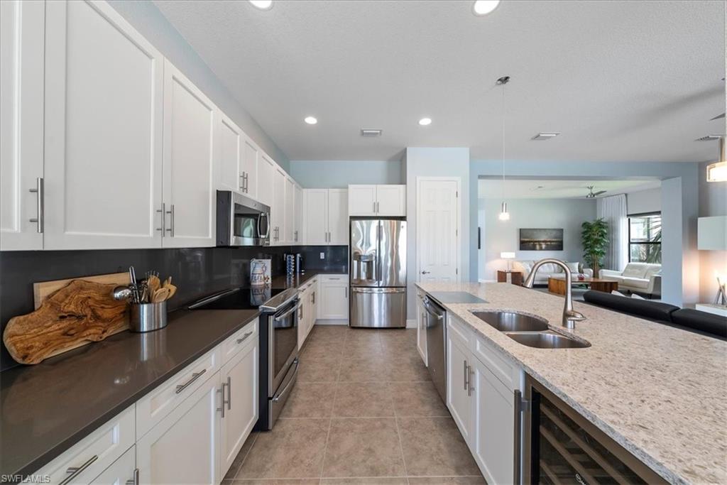 RIVERSTONE - Residential