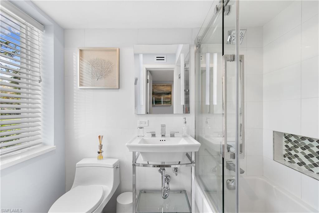 FIFTH AVENUE BEACH CLUB - Residential