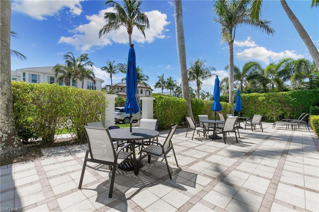 FIFTH AVENUE BEACH CLUB - Residential