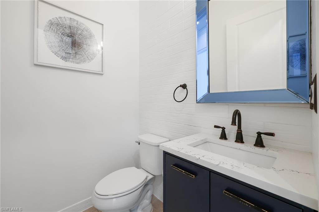 COMPASS LANDING - Residential