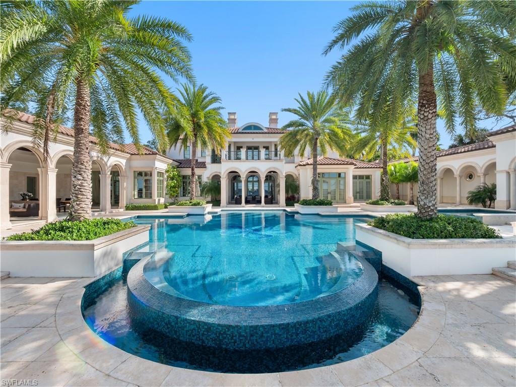 PALM GARDENS - Residential