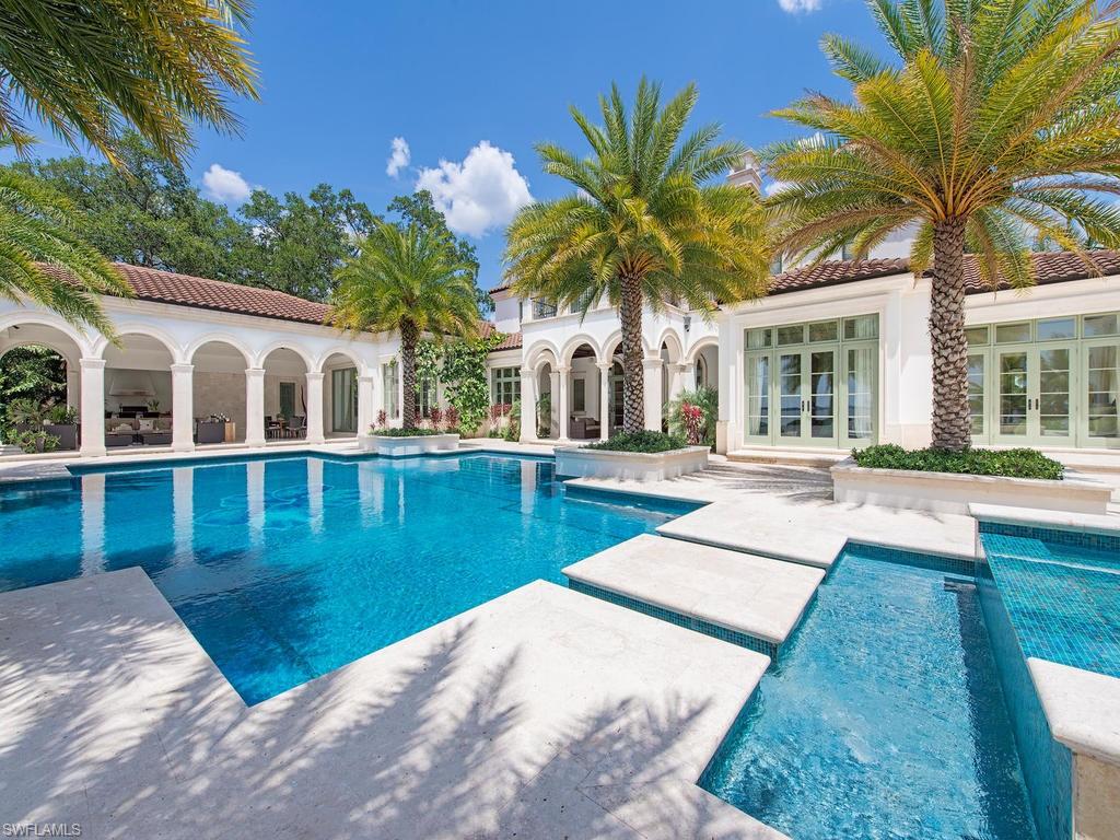 PALM GARDENS - Residential