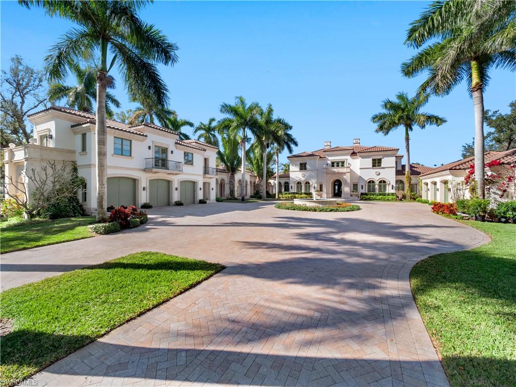 PALM GARDENS - Residential