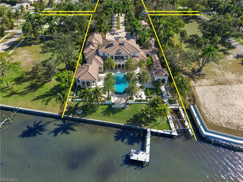 PALM GARDENS - Residential