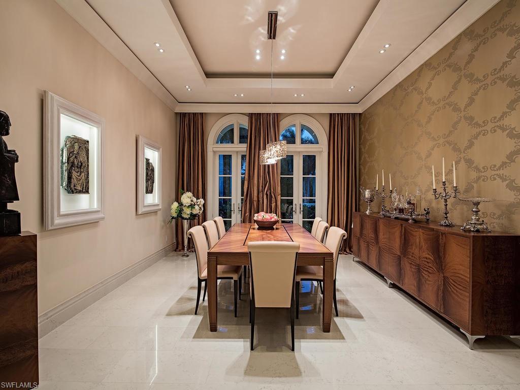 PALM GARDENS - Residential