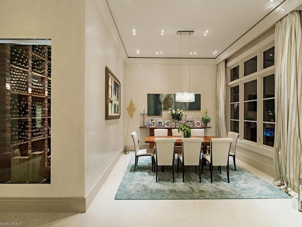 PALM GARDENS - Residential