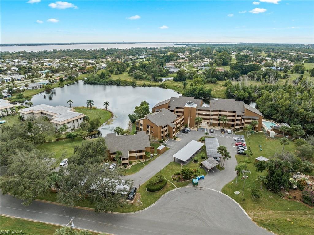 LAKESIDE AT LOCHMOOR CONDO - Residential