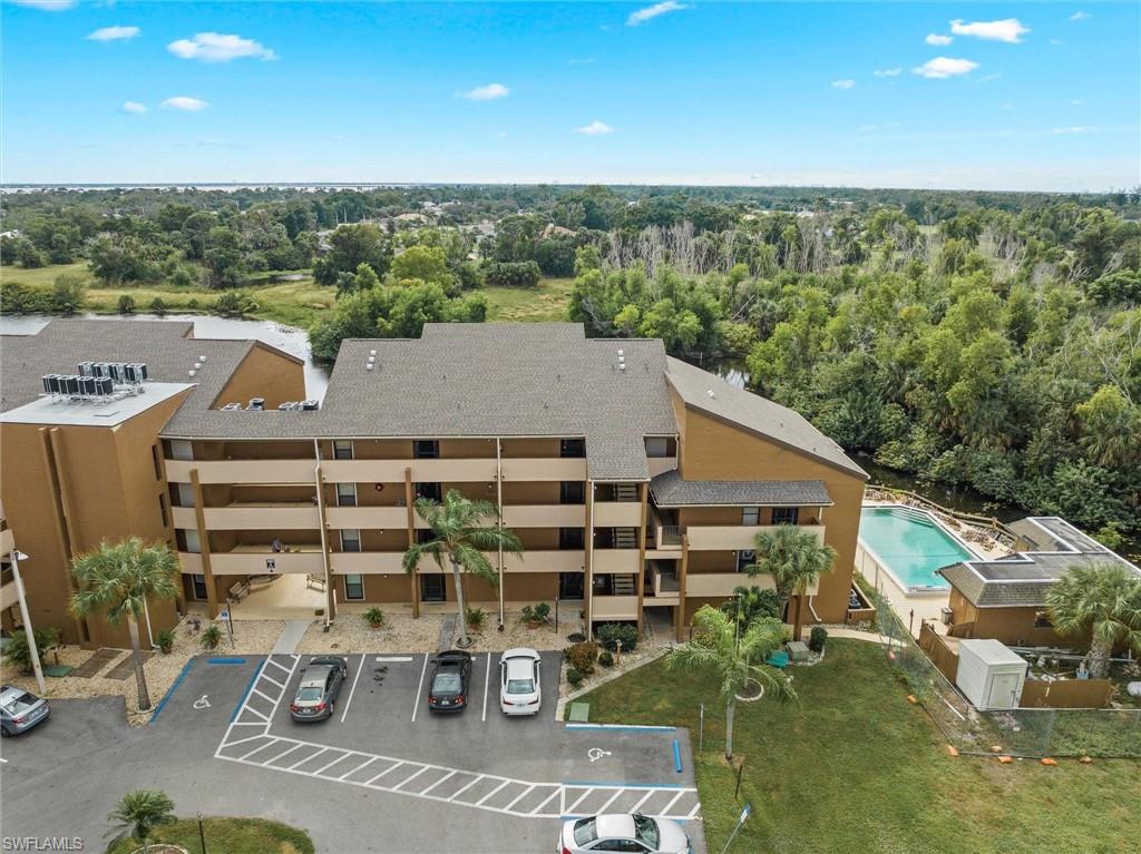 LAKESIDE AT LOCHMOOR CONDO - Residential